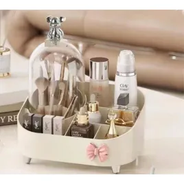 organizer-na-pedzle-stojak-na-kosmetyki-perfumy