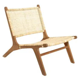 drewniane-krzeslo-na-taras-balkon-w-stylu-boho