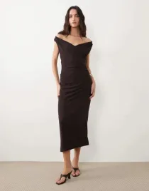 mango-brazowa-midi-sukienka-v-neck-b23-s
