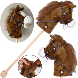 hobby-horse-kon-na-patyku-dzwiek-galopu-i-rzenia-ruchomy-pysk-za5442