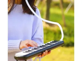 instrument-muzyczny-melodyka-harmonijka-klawiszowa-etui-dwa-ustniki-in0175