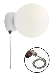 lampa-scienna-kinkiet-z-wlacznikiem-on-off-lancuszkowym-szklany-klosz-kula