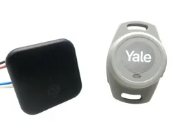 inteligentny-sterownik-bramy-garazowej-yale-smart-opener-05-102300-bw-wifi