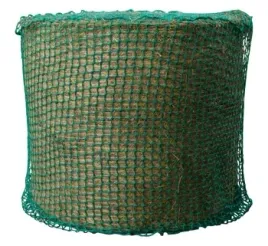 siatka-na-siano-do-bel-zielony-150-x-150-cm-oczko-45-cm-kerbl