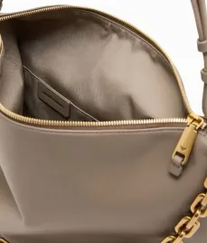 emporio-armani-torebka-skorzana-typu-hobo-z-lancuszkiem