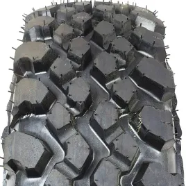 215-75r15-opony-terenowe-agresywne-glebokie-w-bloto-offroad-4x4-16mm-m-t