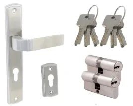 klamka-szyld-wkladki-system-2-kluczy-drzwi-55-mm