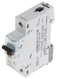 wylacznik-nadpradowy-le-403358-jednofazowy-20-a-typ-b-legrand