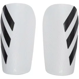 nd05-o2902-l-ip3993-ochraniacze-pilkarskie-adidas