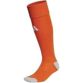 nd05-g2242-40-42-ib7821-getry-pilkarskie-adidas-m