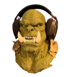 realistyczny-stojak-na-sluchawki-ork-27cm