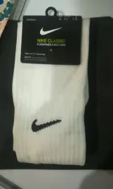 nd05-g1072-42-46-sx5728-100-getry-pilkarskie-nike