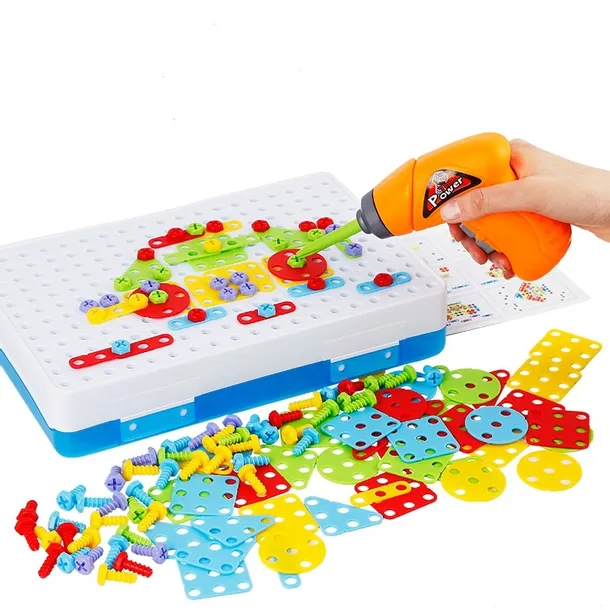 puzzle-klocki-w-walizce-wkretarka-151-elementow-bohater-brak