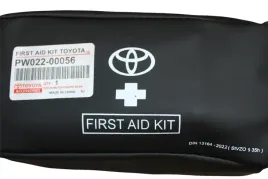 toyota-apteczka-samochodowa-pw022-00056-oe