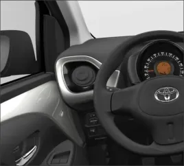 toyota-aygo-pierscien-deski-rozdzielczej-lewy-silver-55661-0h070-c0-oe