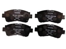 toyota-camry-oryginal-klocki-hamulcowe-przod-04465-yzzam-oe