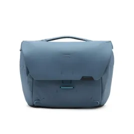 torba-peak-design-everyday-messenger-13l-ocean-niebieska