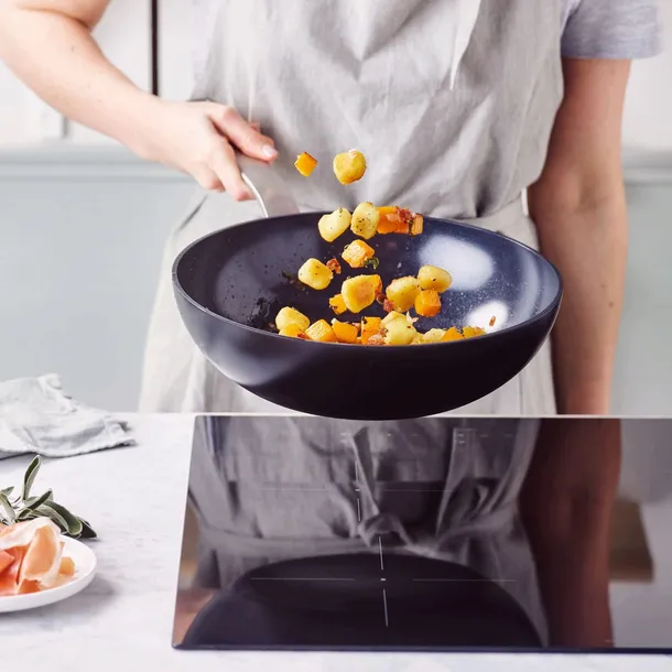 greenpan-evolution-wok-28cm-black-powloka-ceramiczna