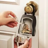 master-lock-key-safe-medium-5400eurd-szerokosc-mebla-9-cm