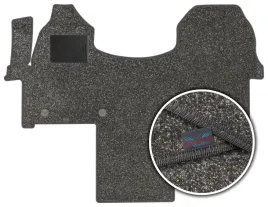 szoferka-kamper-mercedes-sprinter-naped-tyl-4x4-18r-dywanik-welur-z-tunelem