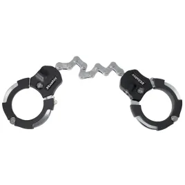 master-lock-street-cuff-with-key-long-8290eurdpro
