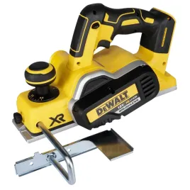dewalt-dcp580nt-xj-strug