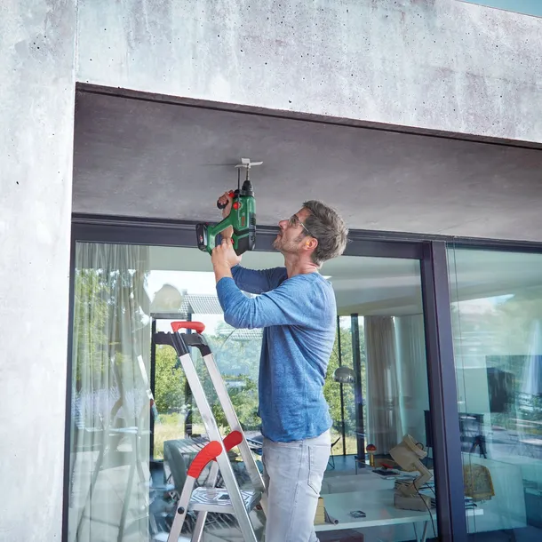 bosch-universalhammer-18v-typ-uchwytu-sds-plus