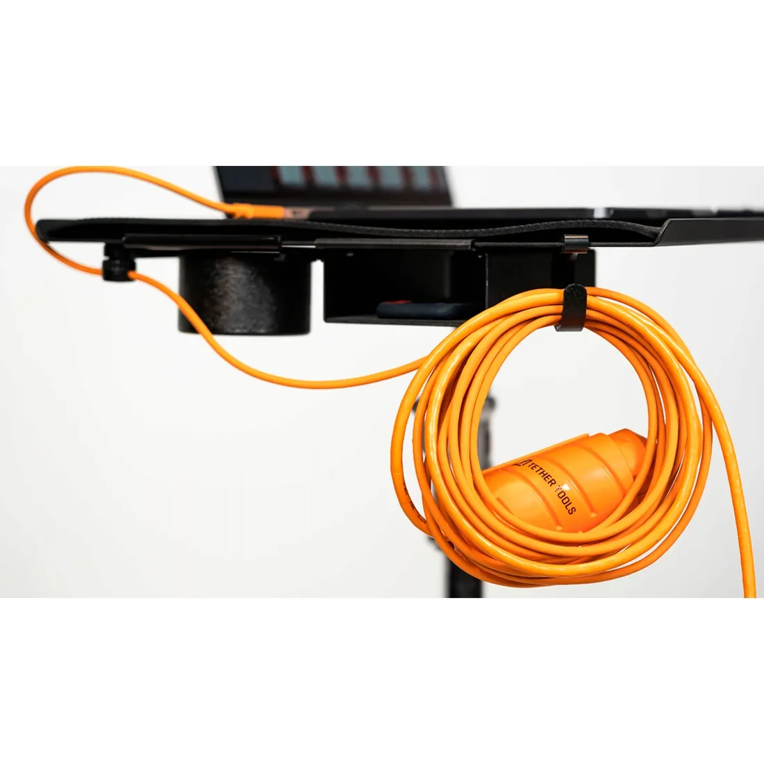 tether-tools-usb-c-to-micro-b-cable-system-940m-right-orange