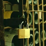 master-lock-wide-solid-brass-padlock-22mm-140eurd-marka-master-lock
