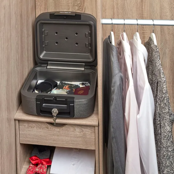 master-lock-fireproof-security-safe-lchw20101-klasa-bezklasowe
