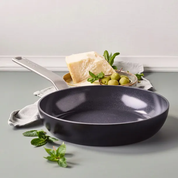 greenpan-evolution-frying-pan-28cm-black-srednica-28-cm