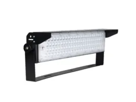 lampa-led-250w-naswietlacz-stadionowy-oprawa-na-boisko-sportowe-orlik