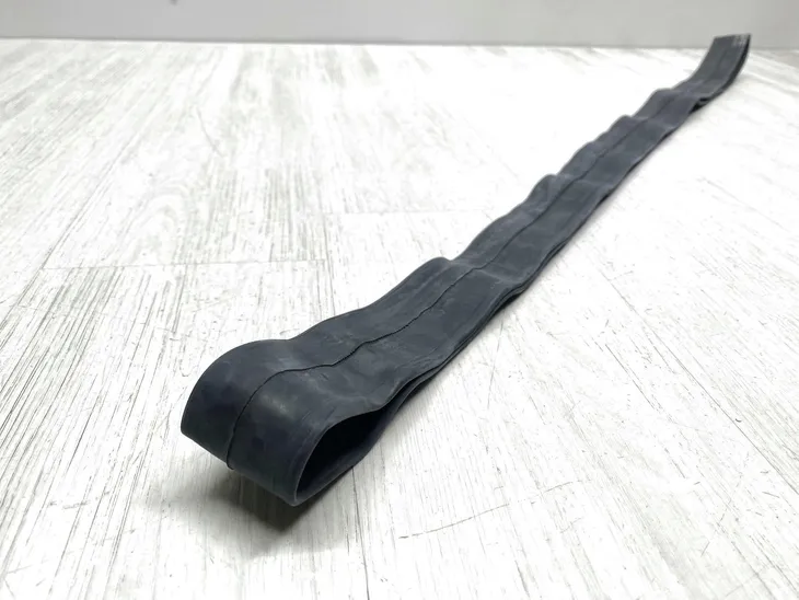 detka-rowerowa-schwalbe-av13-26-cali-1-50-2-50-av-40-mm-szerokosc-cale-2-5
