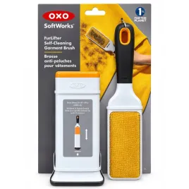 oxo-softworks-walek-do-czyszczenia-odziezy