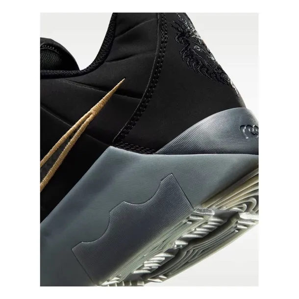 hq8034003-rozmiar-45-marka-nike