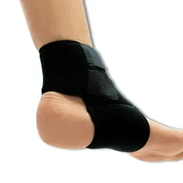 profesjonalny-stabilizator-sciagacz-stawu-skokowego-opaska-kostke-nylonowa
