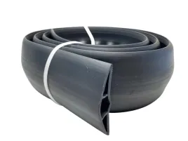 maskownica-do-kabli-podlogowa-amazon-basics-nkk-004b-182-m-czarna