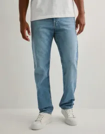 jackandjones-niebieskie-proste-spodnie-jeans-guziki-kieszenie-b24-w36-l34