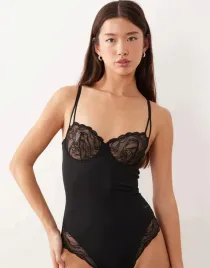 calvin-klein-czarne-body-koronka-b25-s