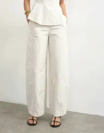 topshop-biale-spodnie-w-paski-b23-xxl