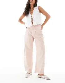 rozowe-spodnie-wysoki-stan-jeans-b23-l
