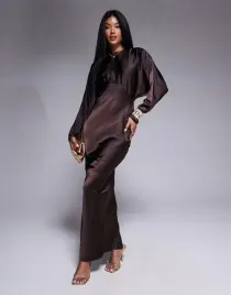 brazowa-satynowa-maxi-sukienka-b23-xxl
