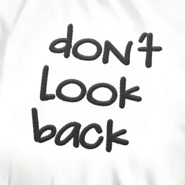 don-t-look-back-bluza-haftowana-z-kapturem