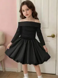 shein-czarna-sukienka-z-dlugim-rekawem-s06-98-104