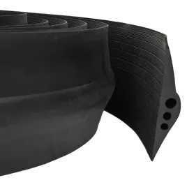 uszczelka-podlogowa-do-garazu-czarny-74-x-20-mm-45-m-guma-epdm