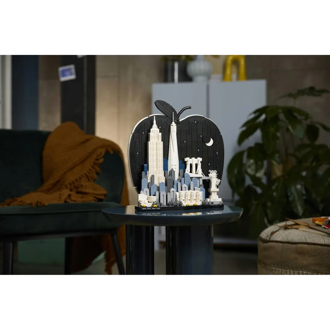 lego-21066-architecture