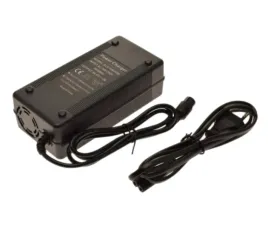 ladowarka-do-hulajnogi-elektrycznej-kugoo-xisomi-546v-2a
