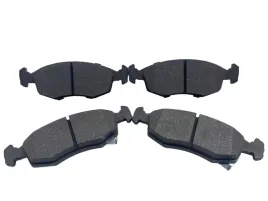 klocki-hamulcowe-przod-bosch-bp1682-0986494687-4-szt
