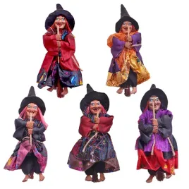 czarownica-halloween-9-cm-na-miotle-figurka-z-zywicy-dekoracja