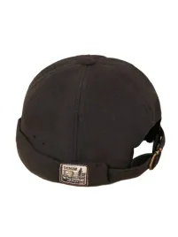 shein-czarna-czapka-klamra-s07